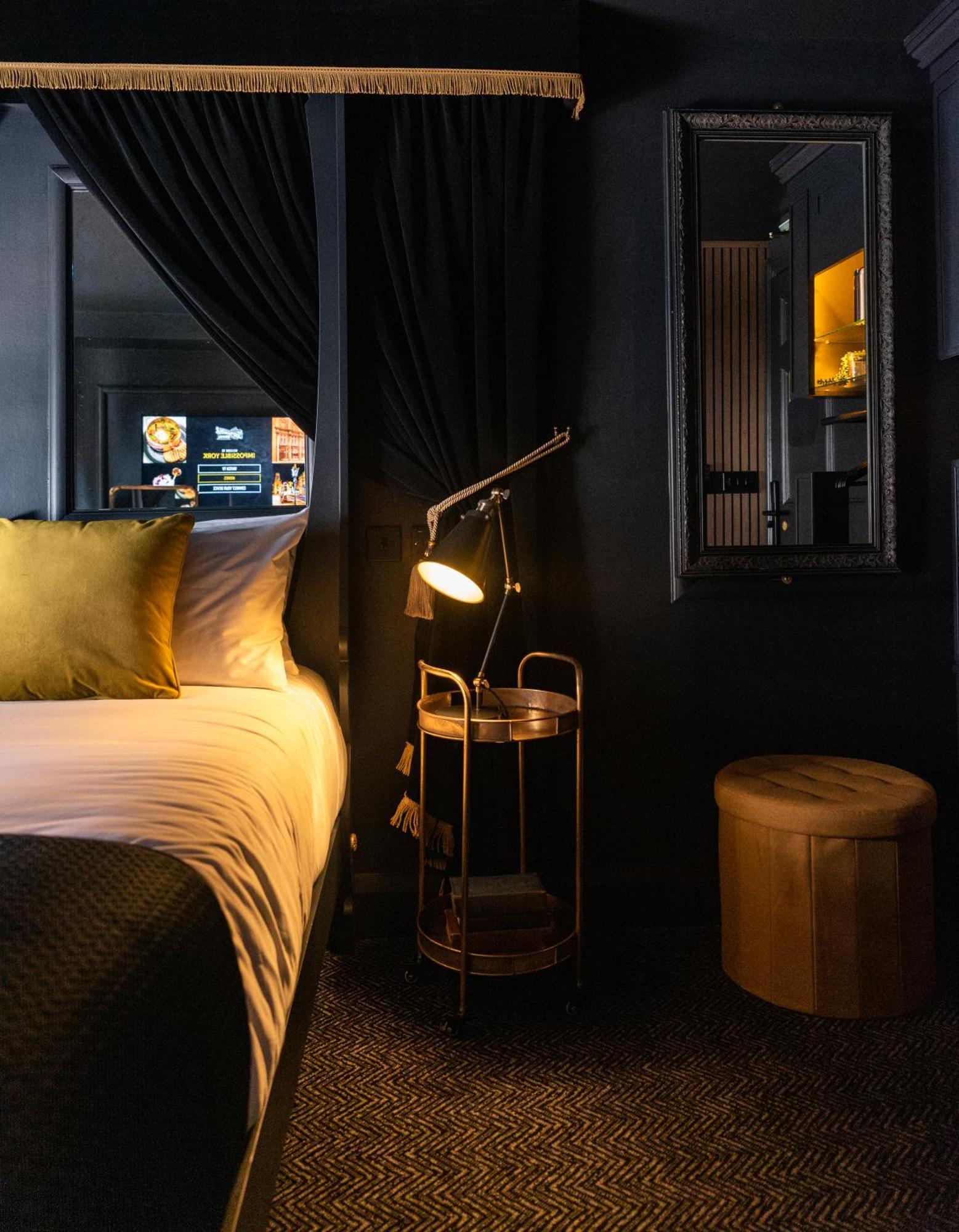 Impossible Motel York Extérieur photo
